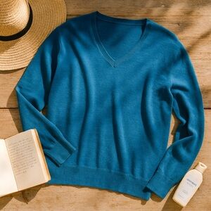 Lord & Taylor | Extra Fine Merino Wool V-Neck Sweater | Teal Blue | XL